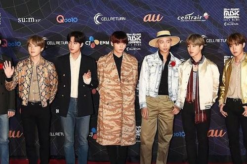 Chuyên gia phân tích lý do thế giới 'đổ gục' trước BTS