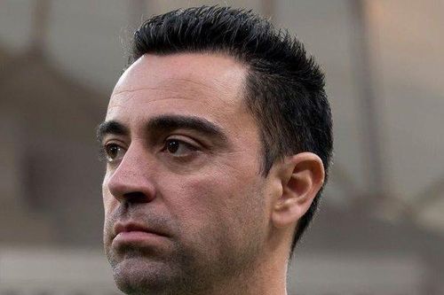 Xavi dẫn dắt Barcelona: Làm HLV Barca khó lắm, không phải chuyện đùa!