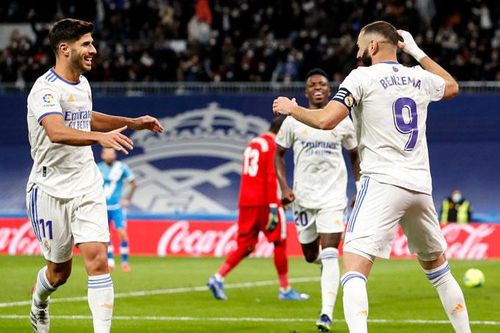 Thắng nhẹ 'ngựa ô' Vallecano, Real Madrid chiếm ngôi đầu La Liga