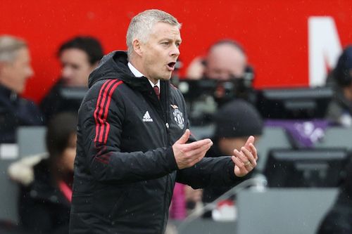 Man Utd thua bạc nhược, HLV Solskjaer quyết không từ chức