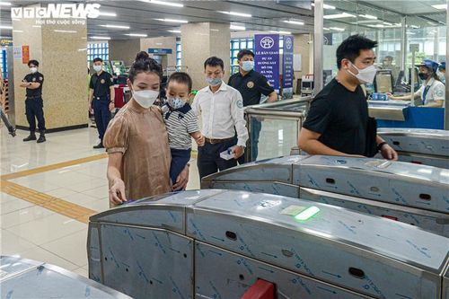 Ngày đầu đưa vào khai thác, tàu Cát Linh - Hà Đông hoạt động ra sao?