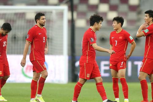 Vỡ mộng, tuyển Trung Quốc ngậm ngùi trở lại UAE đá 'sân nhà'