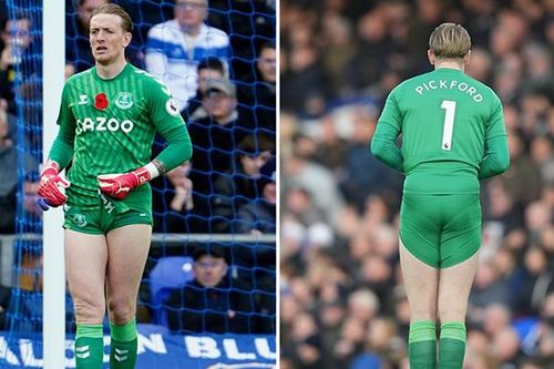 Jordan Pickford gây cười với màn biến hóa trang phục trên sân