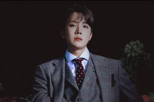 J-Hope BTS phản hồi sao với lời cầu hôn của fan?