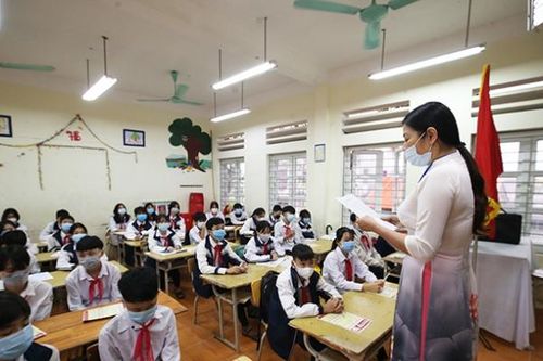 Gần 4.000 học sinh khối 9 của huyện Ba Vì đến trường học trực tiếp