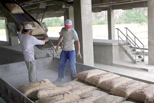 Sau thép, giá xi-măng đang có chiều hướng tăng mạnh