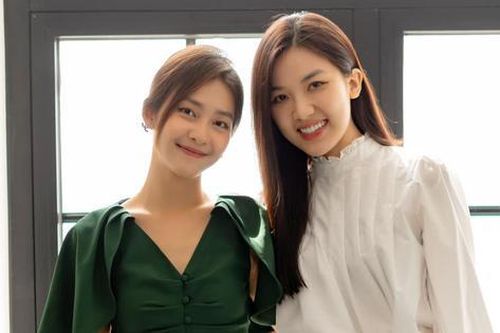 Hai mỹ nhân '11 tháng 5 ngày' Khả Ngân - Lương Thanh xinh đẹp chung khung hình