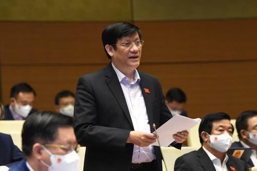 Bộ trưởng Y tế: Tiêm mũi vắc xin thứ 3 vào cuối năm nay và đầu 2022