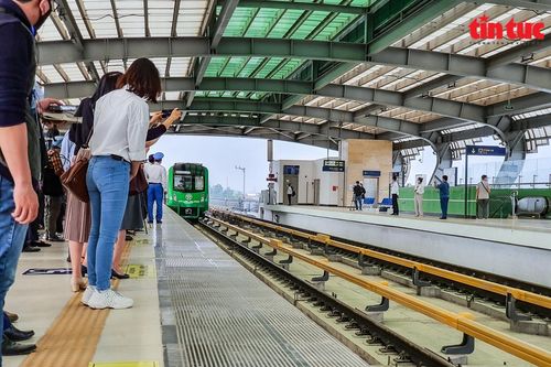 Đề xuất trông xe miễn phí trong tuần đầu tiên cho khách đi tàu Cát Linh-Hà Đông