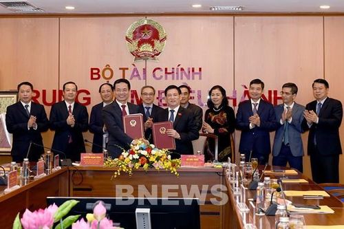 Gắn kết hợp tác giữa ngành tài chính và thông tin truyền thông