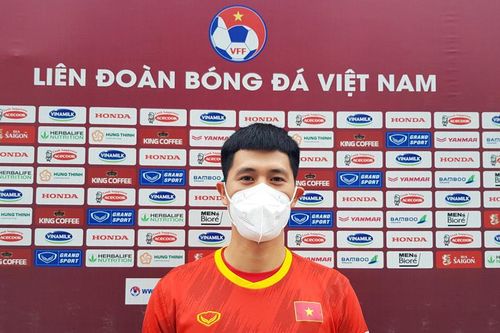 Trung vệ Trần Đình Trọng sẵn sàng ra sân trận gặp Nhật Bản