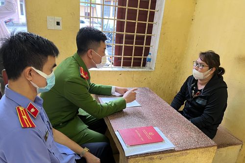 Phát hiện 'ăn quả lừa' lan var, nhóm đối tượng cay cú cưỡng đoạt tài sản của chủ cây