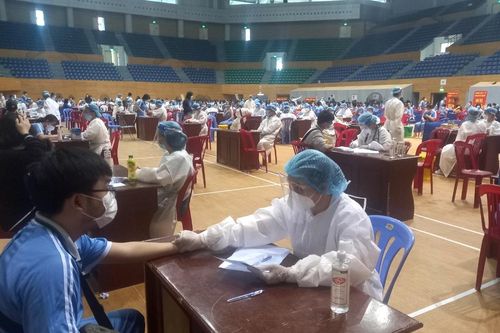 Đà Nẵng: Ghi nhận thêm nhiều ca COVID-19 cộng đồng, học sinh tiếp tục học trực tuyến