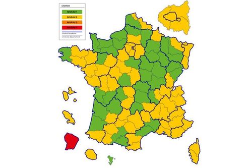 Học sinh tiểu học nhiều tỉnh tại Pháp phải đeo khẩu trang trở lại