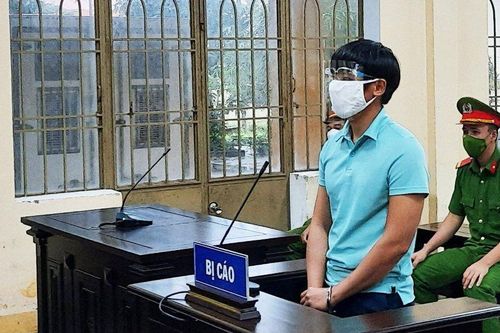 Lừa đảo hơn 20 tỷ đồng, chuyên viên ngân hàng lĩnh án