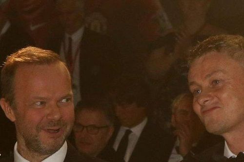Vì sao Manchester United nhất định không sa thải Solskjaer?