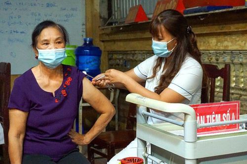 Ngày 9/11, toàn tỉnh tổ chức tiêm 5.154 liều vắc xin COVID-19