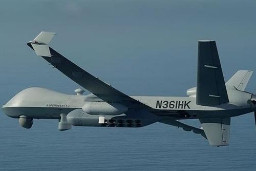 Iran 'bắt quả tang' UAV Mỹ do thám tập trận ở vùng Vịnh