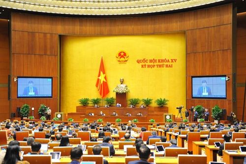 Đại biểu Quốc hội lo 'bong bóng' chứng khoán, bất động sản