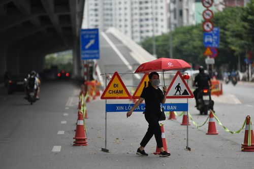 6 nhánh lên xuống hơn 200 tỷ đồng cầu cạn vành đai 3 Mai Dịch - cầu Thăng Long sắp hoàn thành