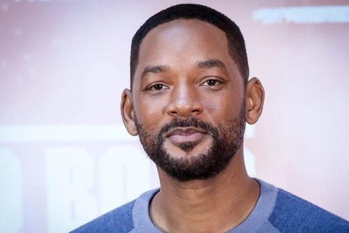 Will Smith tặng tiền và quà cho bạn diễn