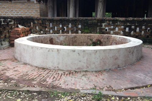 Họa sĩ vẽ lên giếng cổ làng Đường Lâm bị phạt 2 triệu