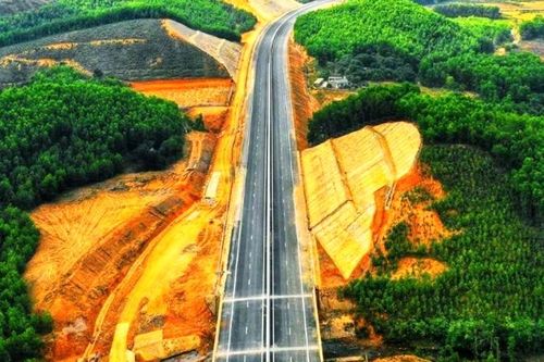 Đâu là giải pháp khả thi, hiệu quả huy động tiền làm đường cao tốc?