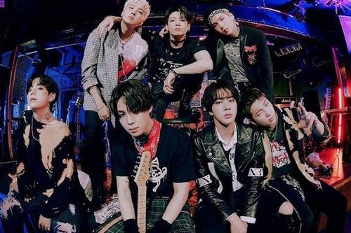 Ngắm loạt tranh BTS vẽ trong 'In the Soop': Nghệ sĩ thực thụ