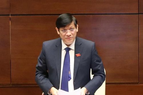Hàng loạt cán bộ vướng vòng lao lý, Bộ trưởng Bộ Y tế 'đau lòng'