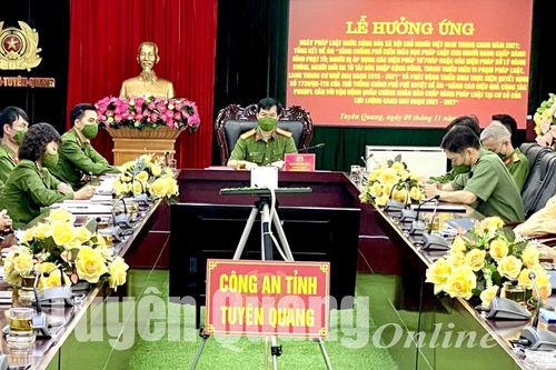 Bộ Công an hưởng ứng Ngày Pháp luật Việt Nam
