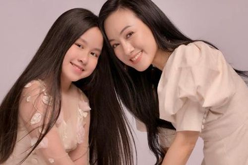 Con gái BTV Thời sự Hoài Anh khoe hình ảnh mới nhất: Vẻ ngoài xinh đẹp không kém mẹ