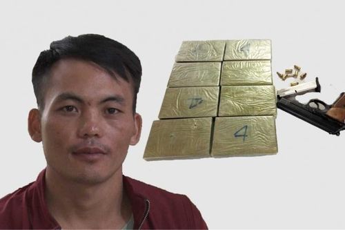 Thủ súng đạn, vận chuyển liên tỉnh 8 bánh heroin