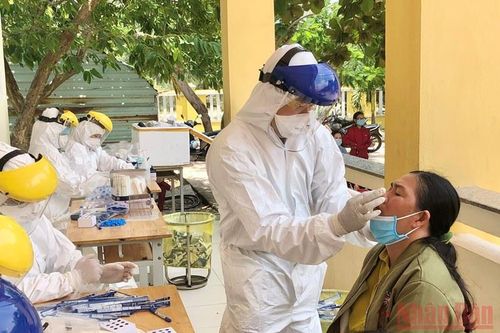 Phê bình Giám đốc Sở Y tế tỉnh Quảng Ngãi