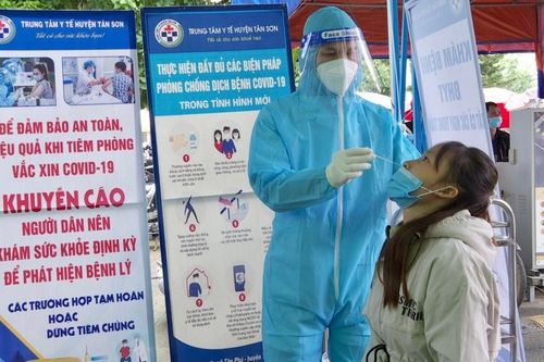 Phú Thọ huy động tối đa nguồn vaccine phòng Covid-19 để tiêm cho học sinh