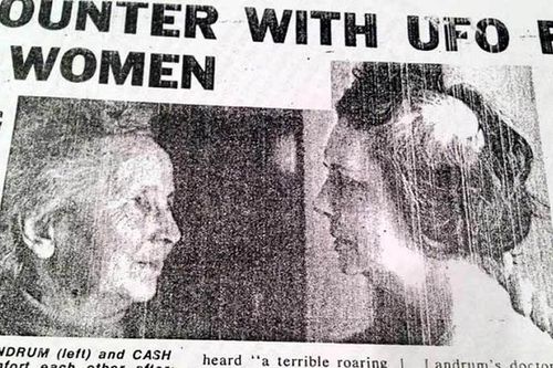 Vô tình đụng độ UFO, lập tức hứng chịu tai họa kinh hoàng?