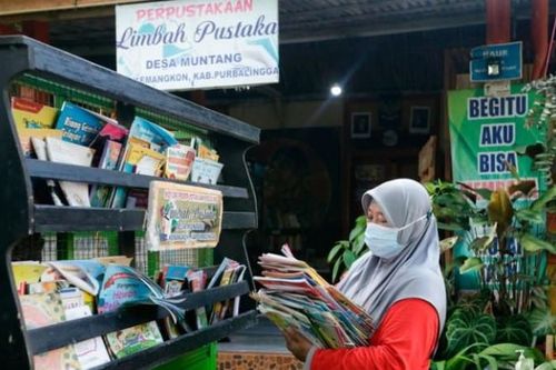 Indonesia: Thư viện đổi rác lấy sách