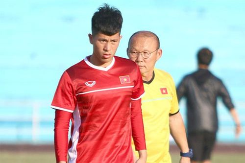 HLV Park Hang Seo thay Đình Trọng phút chót