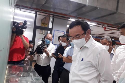 Bí thư TP.HCM: Không để ca lây nhiễm tạo thành ổ dịch