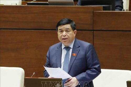 Bộ trưởng Nguyễn Chí Dũng ủng hộ việc nới bội chi và nợ công để có gói hỗ trợ đủ lớn phục hồi nền kinh tế
