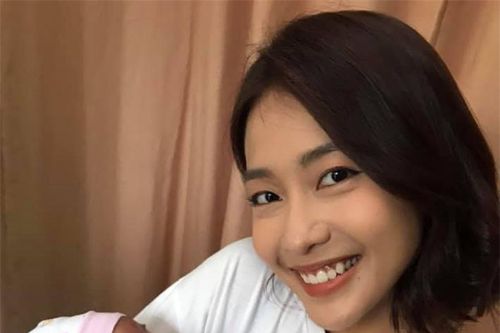 11 tháng 5 ngày: 'Con gái Thục Anh' sắp đóng phim mới của Nhan Phúc Vinh, lộ sự thật phía sau cảnh Khả Ngân giành bế em bé
