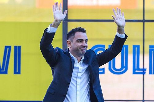 Xavi phải làm gì để vực dậy Barcelona?