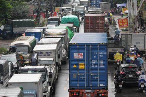 Tiếp tục nghiên cứu kỹ lưỡng đề án thu phí phương tiện vào nội đô
