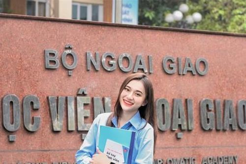 Nữ sinh DAV xuất sắc trở thành thực tập sinh của các cơ quan trực thuộc Bộ Ngoại giao