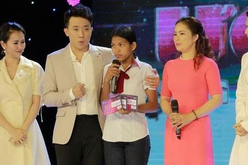 Ngọc Sơn thay Trấn Thành dẫn chương trình gameshow 'Hát mãi ước mơ'