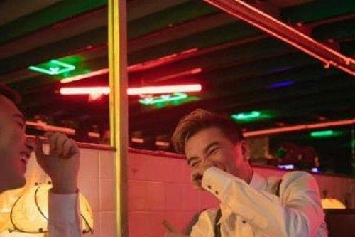 Đàm Vĩnh Hưng vừa đến Mỹ đã dùng cơm với người đặc biệt này