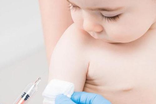 COVID-19 làm gián đoạn chủng ngừa sởi, nguy cơ bùng phát bệnh tăng cao