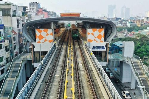 Xây dựng đường sắt đô thị: Cần đầu tư lớn về chiến lược và chính sách