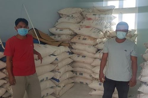 Bắt vụ vận chuyển 6,5 tấn đường cát