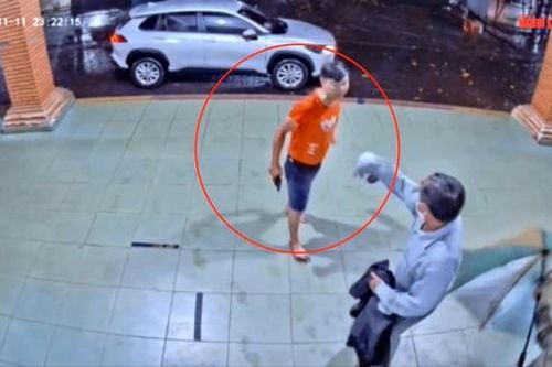 Cán bộ công an ở Lâm Đồng dùng vật nghi là súng đe dọa nhân viên y tế