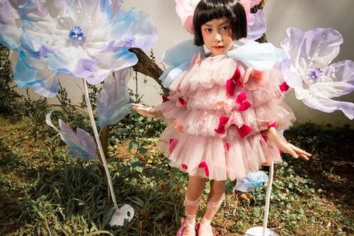 Mẫu nhí Quỳnh Anh tạo hình baby doll ấn tượng trong bộ ảnh mới